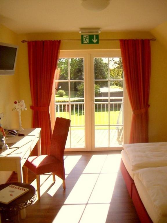 Hotel Landhaus Garni Fockbek Room photo